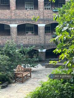 Courtyard Garden 