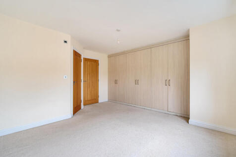 1332903-21-68dd0e...