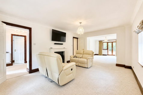 Living Room.png