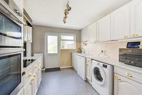 Kitchen to back door.jpg