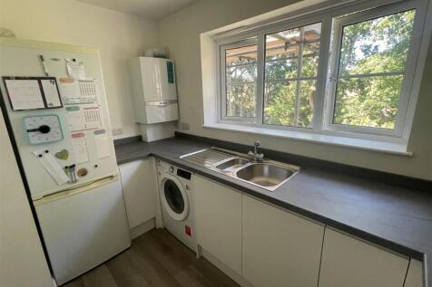 kitchen1.jpg