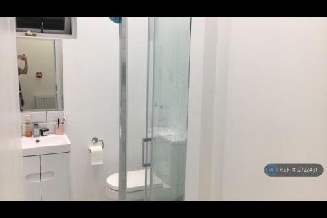 Room 2- Own Private Bathroom