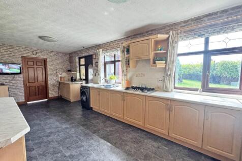 Thornham Road, Royton photo 5