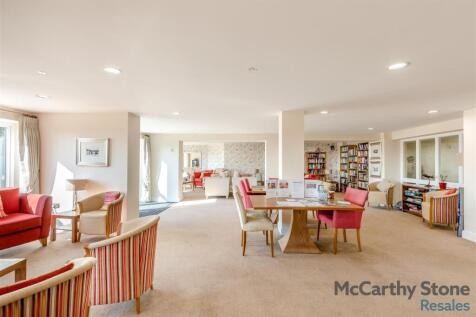 8683118-interior15.jpg