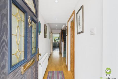 EweMove Estate Agents Basingstoke - Lavender Road 