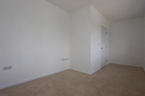 24 Martello Lofts Bedroom (1).JPG