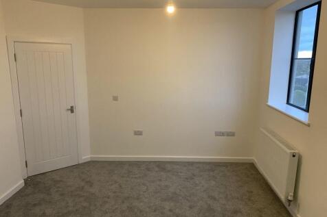 Hungerdown Lane, Chippenham photo 4