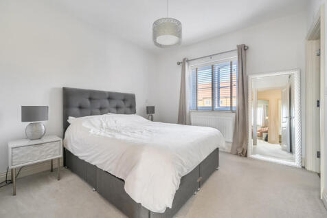 1343094-11-68a89d...