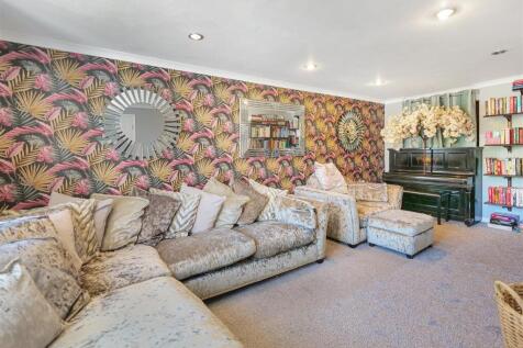 33322025-05-17 14.18 copy.jpg