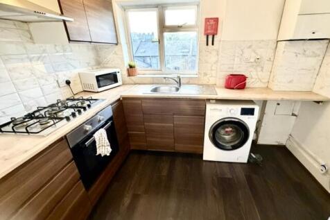 Mazenod Avenue, West Hampstead, London, NW6 4LR photo 4