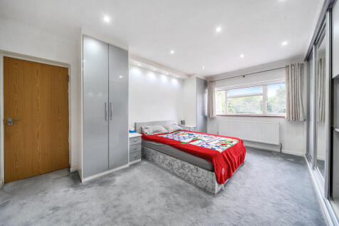 1329659-22-68a2f8...