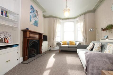 Living Room.JPG