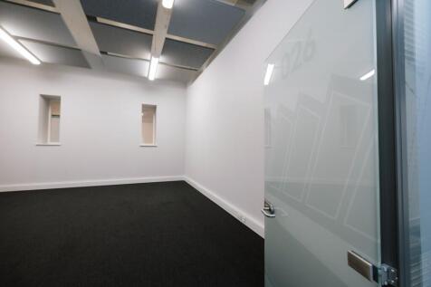 Serviced Office to rent Image 12