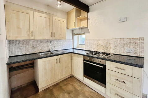 Clay Brow, Haworth, Keighley, BD22 8HL photo 3