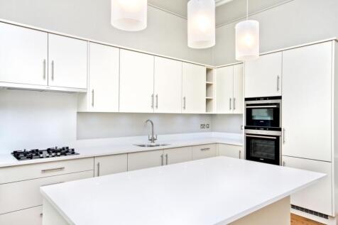 Kitchen (Main)