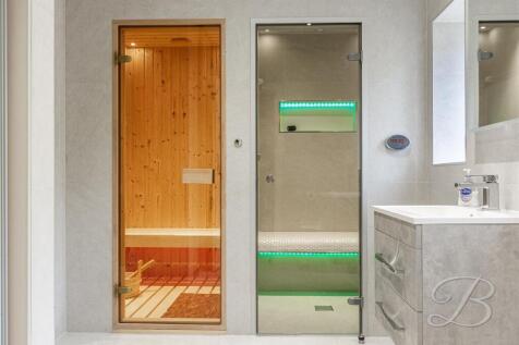 Sauna and Steam Room