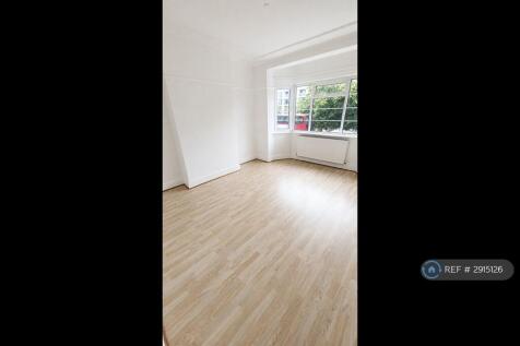 Bedroom / Living Room