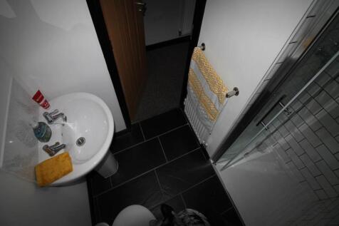 Bed 3 en-suite
