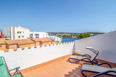 Duplex flat with pool in Es Castell
