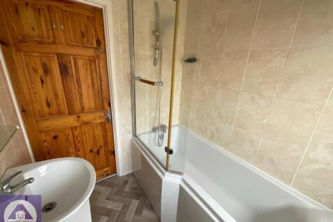 Neuadd Street, Abertillery photo 3