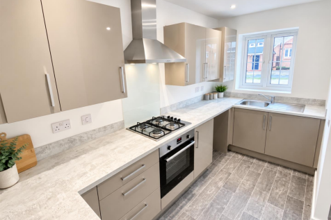 Nicholson Way, Cheadle ST10 1GD photo 3