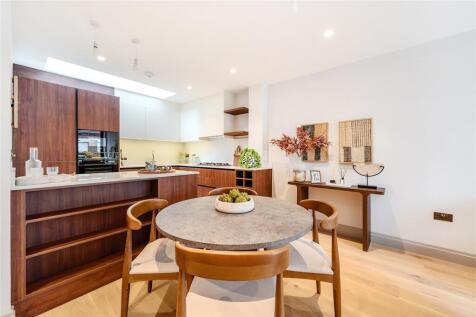 Reception/Kitchen