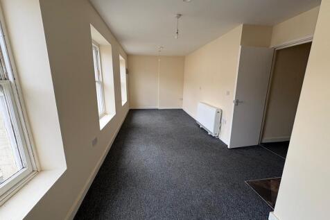 Flat , High Street, MK40 photo 5