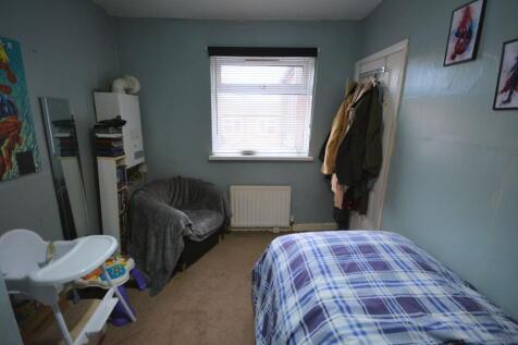 Photograph 12