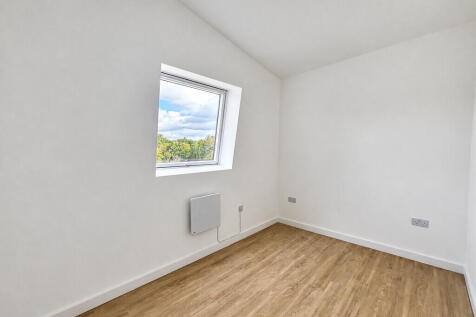 Tarrant Court, Ingleside Drive, Stevenage  photo 4
