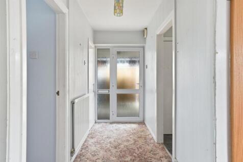 5 Manor Farm Road 2450-2.jpg