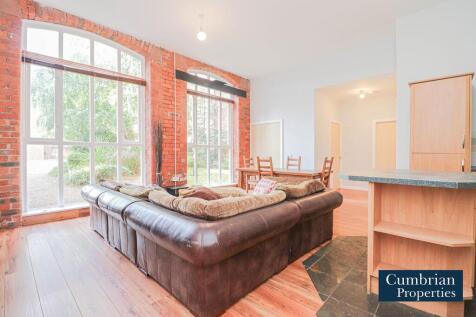 Open Plan Dining Lounge/Kitchen