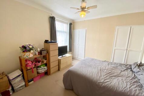 Cowper Road,Gillingham,ME7 photo 5