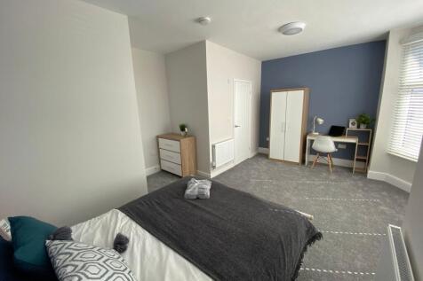 Ensuite Bedroom 3