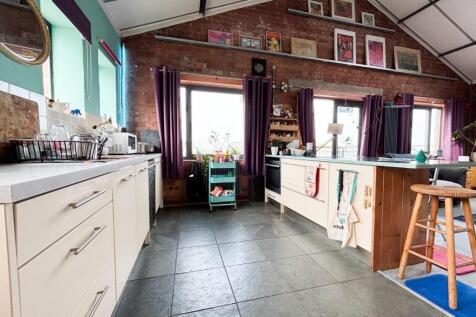 Open Plan kitchen and Living Area
