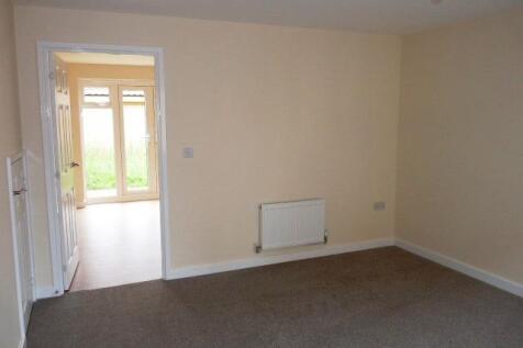 Teasel Close, IP28 photo 3
