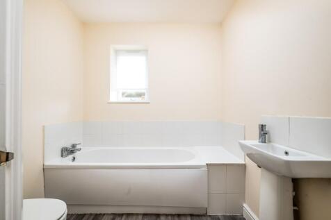 260408 - 25a High Street, Souldrop - 24