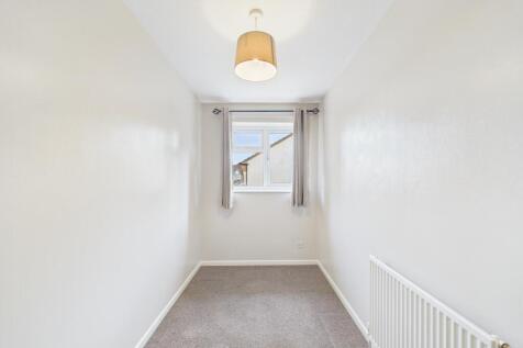 CAM02023G0-PR0171-STILL011