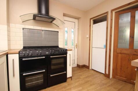 Ramshead Gardens, Leeds, West Yorkshire, UK, LS14 photo 5