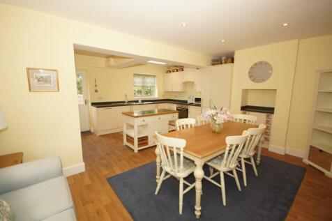 Rose Cottage - Kitchen 1.jpg
