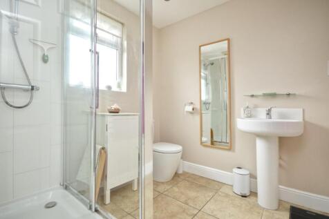 En Suite Shower Room