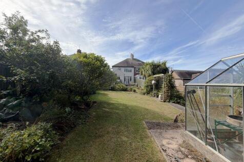 Large Rear Garden