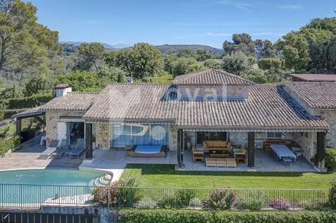 Refined façade of a luxury villa in a gated commu