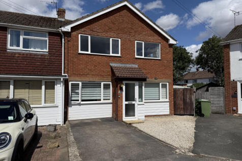 3 Bedroom End Terrace for Sale