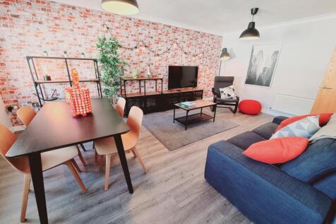 2-bed flat on 18 Packington Place, Leamington Spa, £1,680/mo