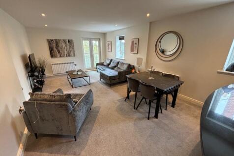 The Pines; 17 Buxton Road West; Disley. SK12 photo 4