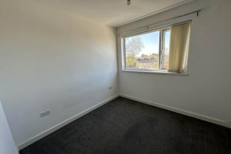 Pembroke Court, Swinton Hall Road, Swinton photo 4