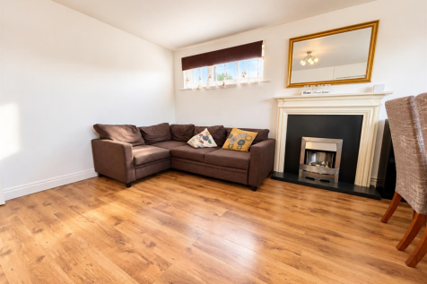 Burns Drive, Woodhall Farm, Hemel Hempstead, HP2 photo 2