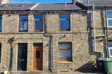 2 Bedroom Terraced for Rent