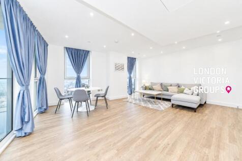 2-bed flat on Gladwin Tower, 50 Wandsworth Road, London, SW8, £4,400/mo