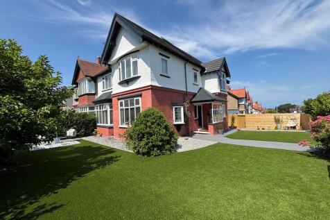 Click to visit Rightmove listing